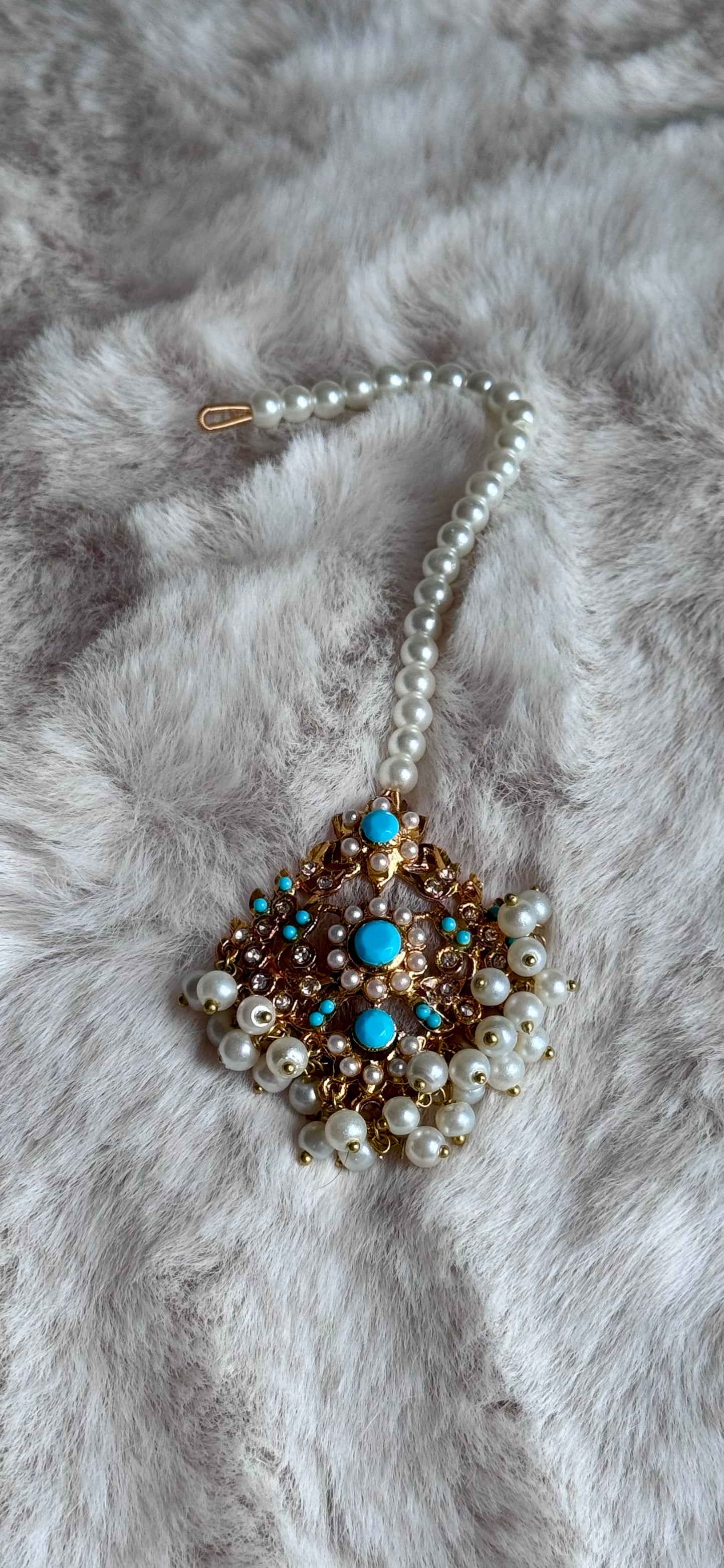 Noor Earring & Tikka