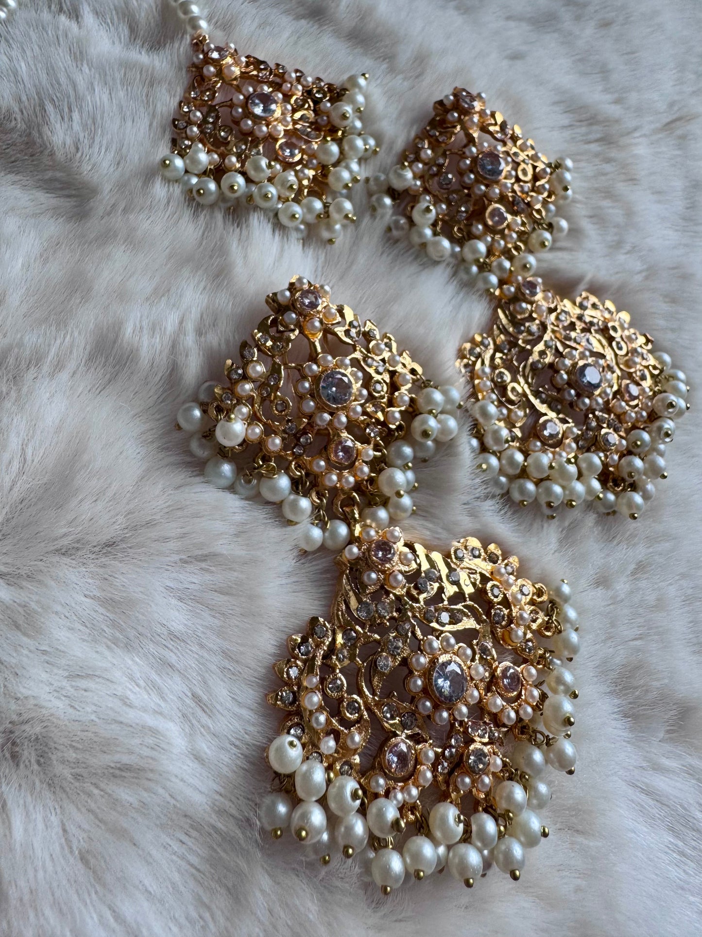 Noor Earring & Tikka