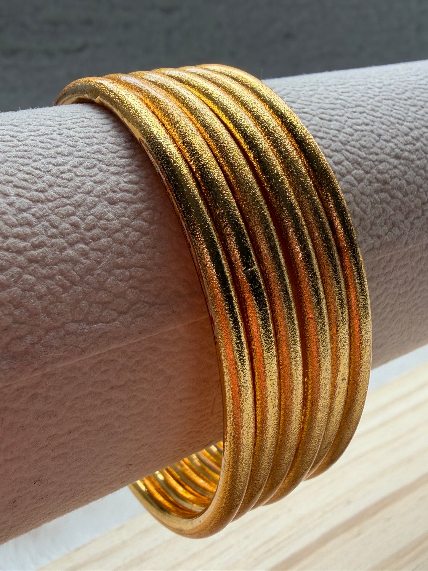 Zarii Bangles