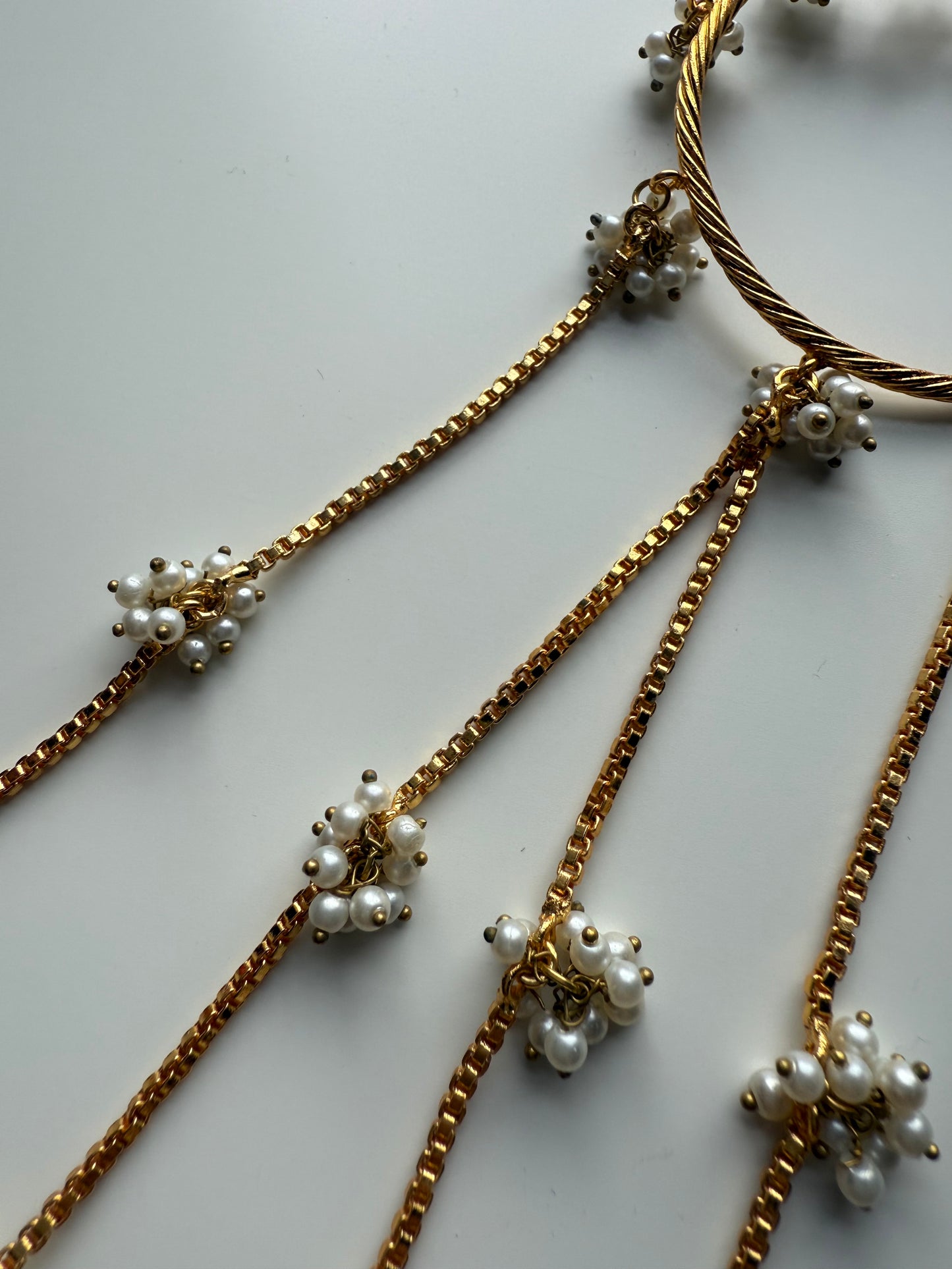 Moti Hand Chain