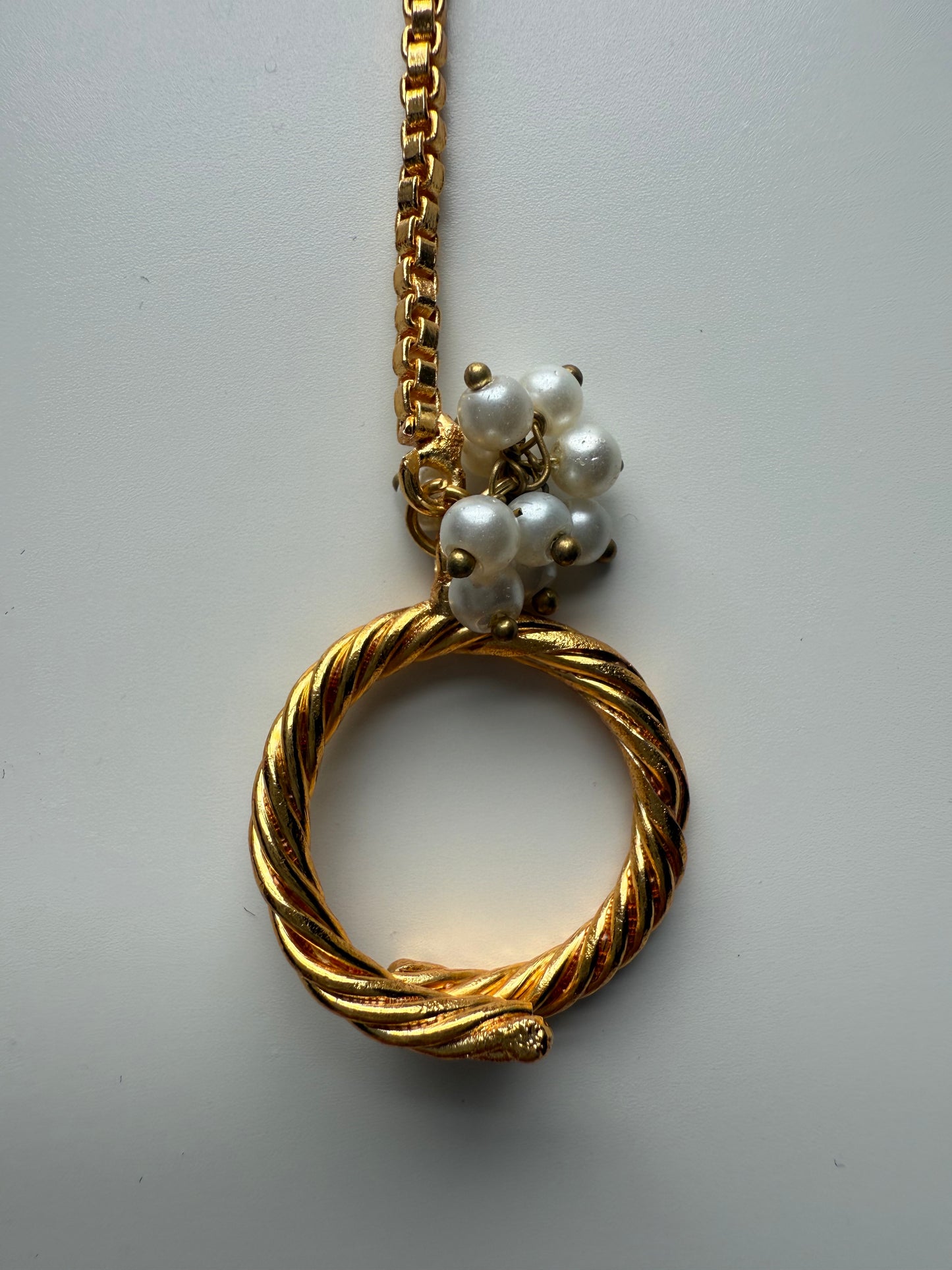 Moti Hand Chain