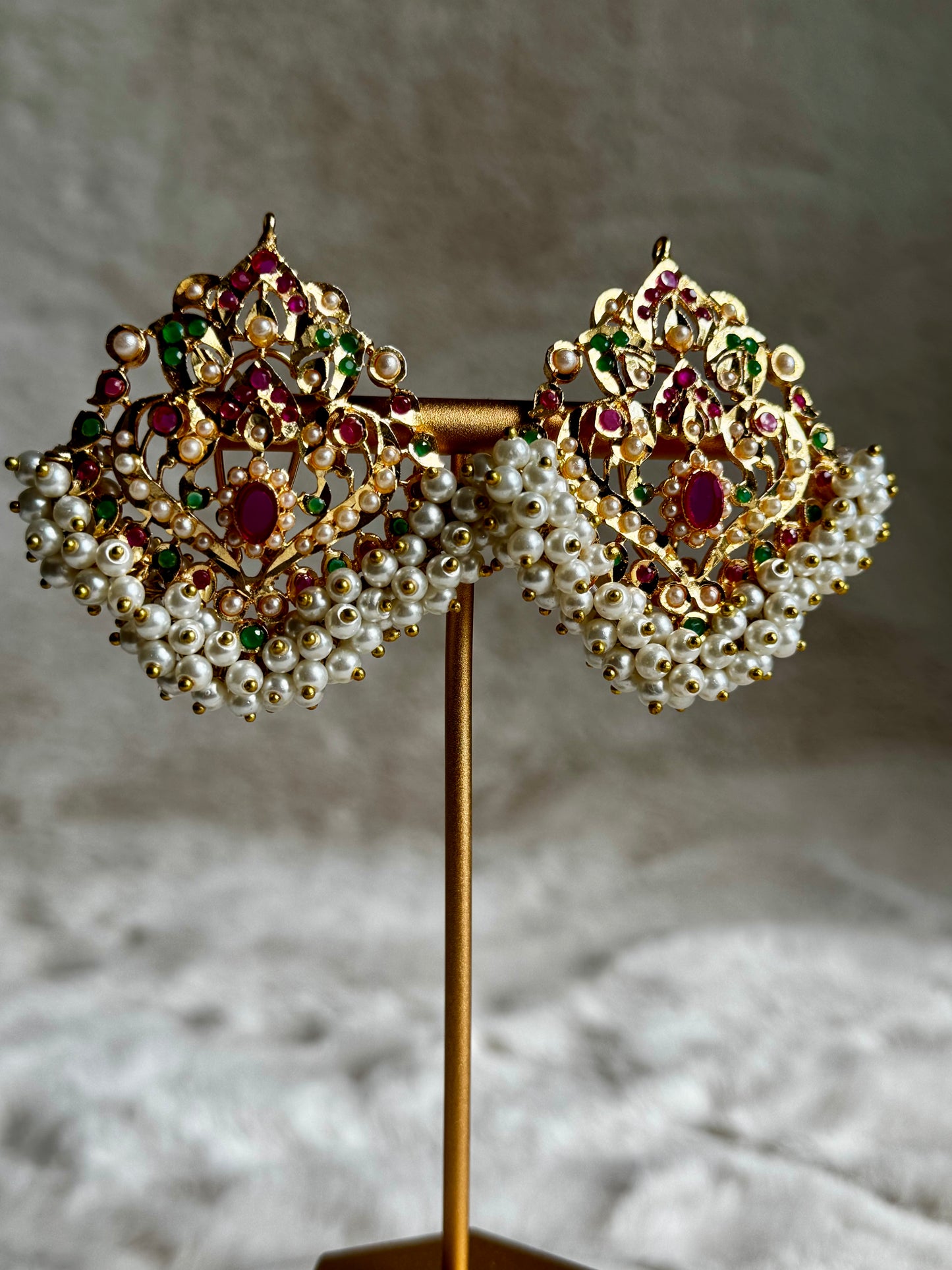 Nouratan Studs